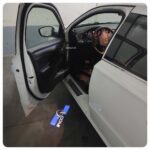 چراغ خوش آمدگویی زیر درب تارا  اصلی ایساکو  سمت راننده - Image 8