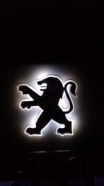 آرم عقب صندوق پژو 206  -  نورانی شیر پژو - Image 4