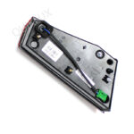 چراغ خطر عقب تارا طرح خطی جدید ( ایساکو ) روی صندوق سمت شاگرد