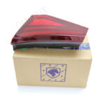 چراغ خطر عقب تارا طرح خطی جدید ( ایساکو ) روی صندوق سمت شاگرد