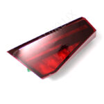 چراغ خطر عقب تارا طرح خطی جدید ( ایساکو ) روی صندوق سمت راننده