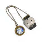 آویز آینه وسط گرد چوبی طرح استقلال