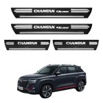 برچسب پارکابی طرح چرمی مدل ونوس نوشته چانگان CS35 استفاده از پارکابی باعث میشود تا رنگ رکاب خودرو دربرابر آثاری مانند خط و خراش و رنگ پریدگی هنگام سوار و پیاده شدن از خودرو محفوظ بماند. همچنین از کثیف شدن این قسمت در برابر آلودگی های مختلف نیز جلوگیری می نماید. درنتیجه نگهداری خودرو با سهولت و اطمینان بیشتری انجام می گیرد. همچنین با استفاده از پارکابی چرمی میتوانید ظاهر جذاب تری به خودرو ببخشید. این پارکابی  ۱۰۰ درصد ضد آب میباشد و بصورت برچسبی بر روی رکاب نصب میگردد. ضد خش و حرارت و کنده شدن توسط فشار آب کارواش – عدم امکان پاره شدن توسط دست ، دارای چسب یک تکه ی پایه آب میباشد که دراثر شستشو خاصیت چسبندگی آن ازبین نرفته و حفظ میشود. این کالا محتوی ۴ قطعه برچسب برای هر ۴ درب ماشین به صورت مجزا میباشد. برچسب فوق العاده با کیفیت مقاوم در برابر خط و خش جنس چسب و رویه با کیفیت